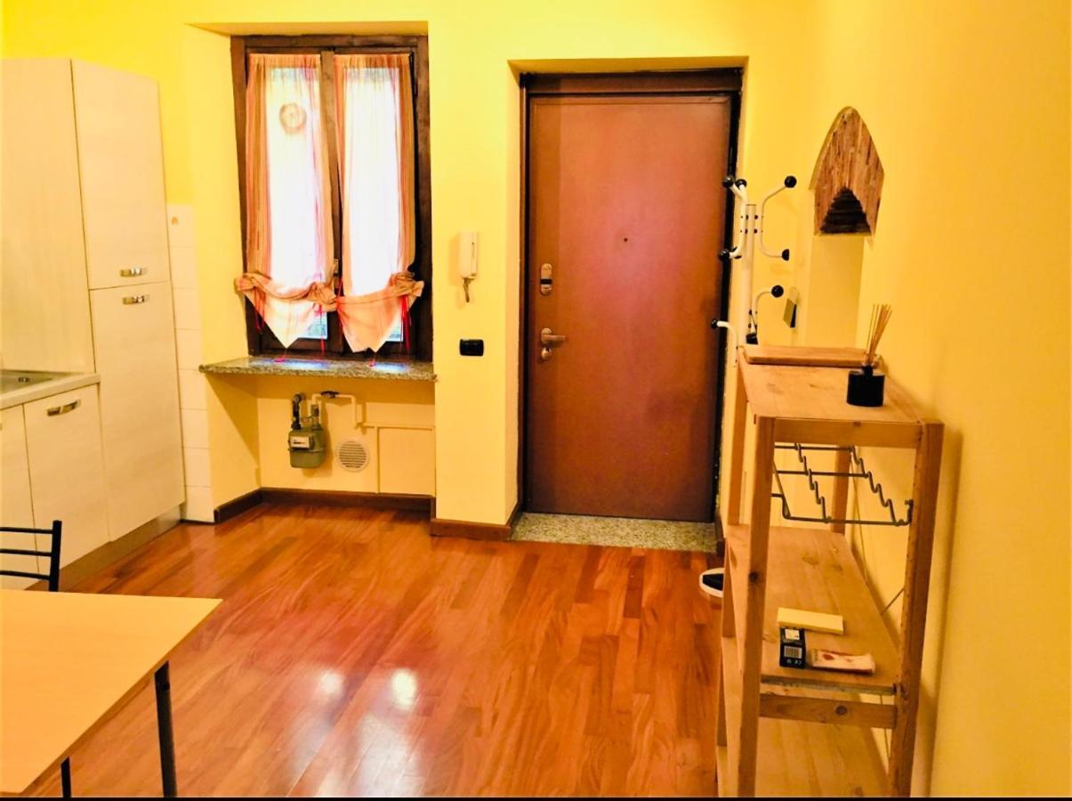 Apartmán Bilocale Zona Centro Milán Exteriér fotografie